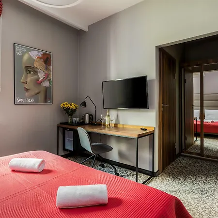 No.23 Premium Aparthotel-3