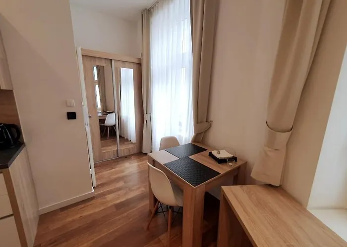 Bosacka - Old Town Cozy B16